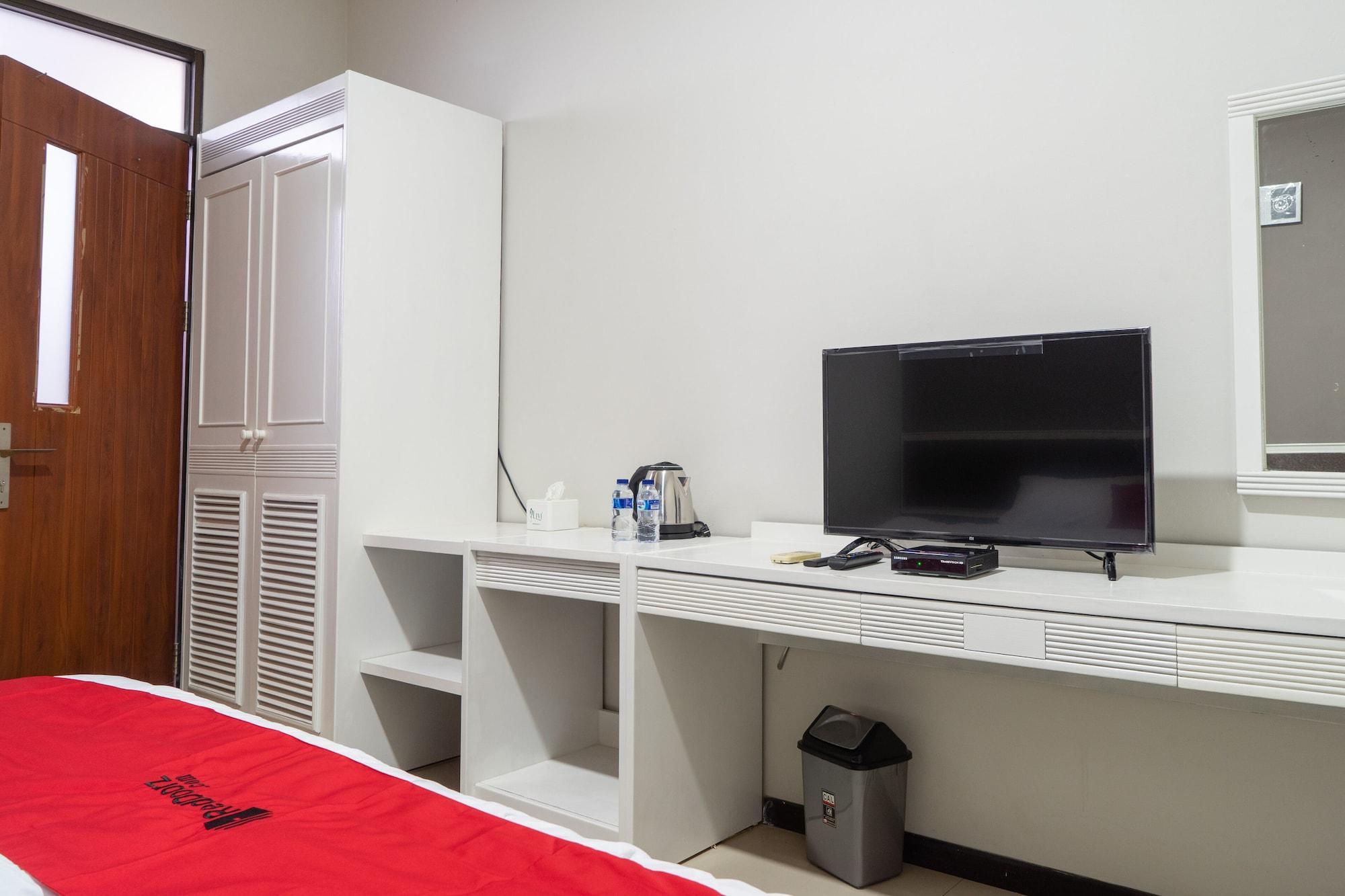 Reddoorz Plus @ Sawah Besar Jakarta Extérieur photo
